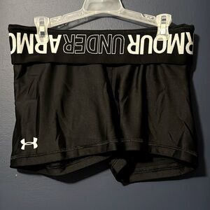 Under Armour Spandex Black Shorts Medium Brand New